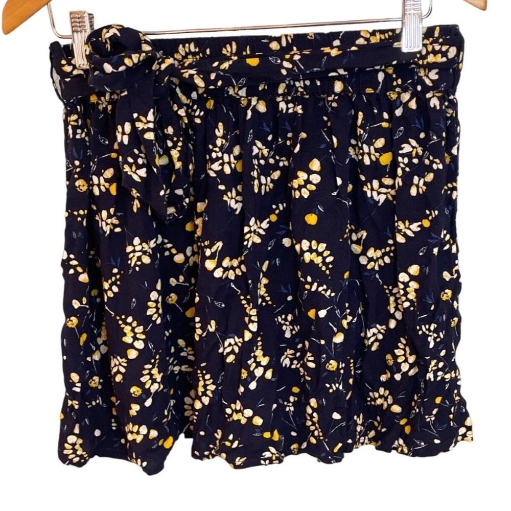 Kiabi Navy Blue Floral Belted Mini Skirt Sz 10